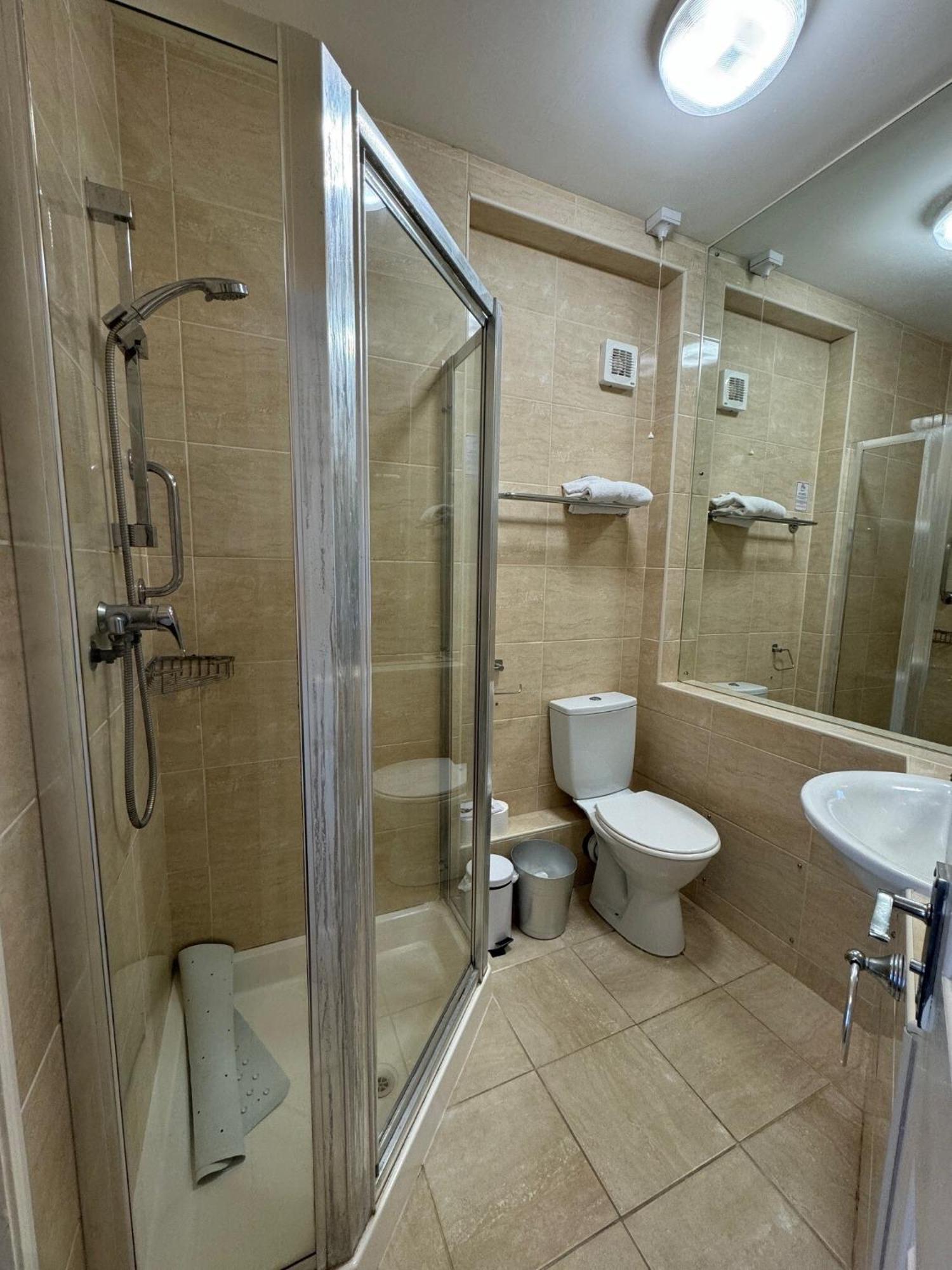Haddon Hall Hotel イーストボーン 部屋 写真