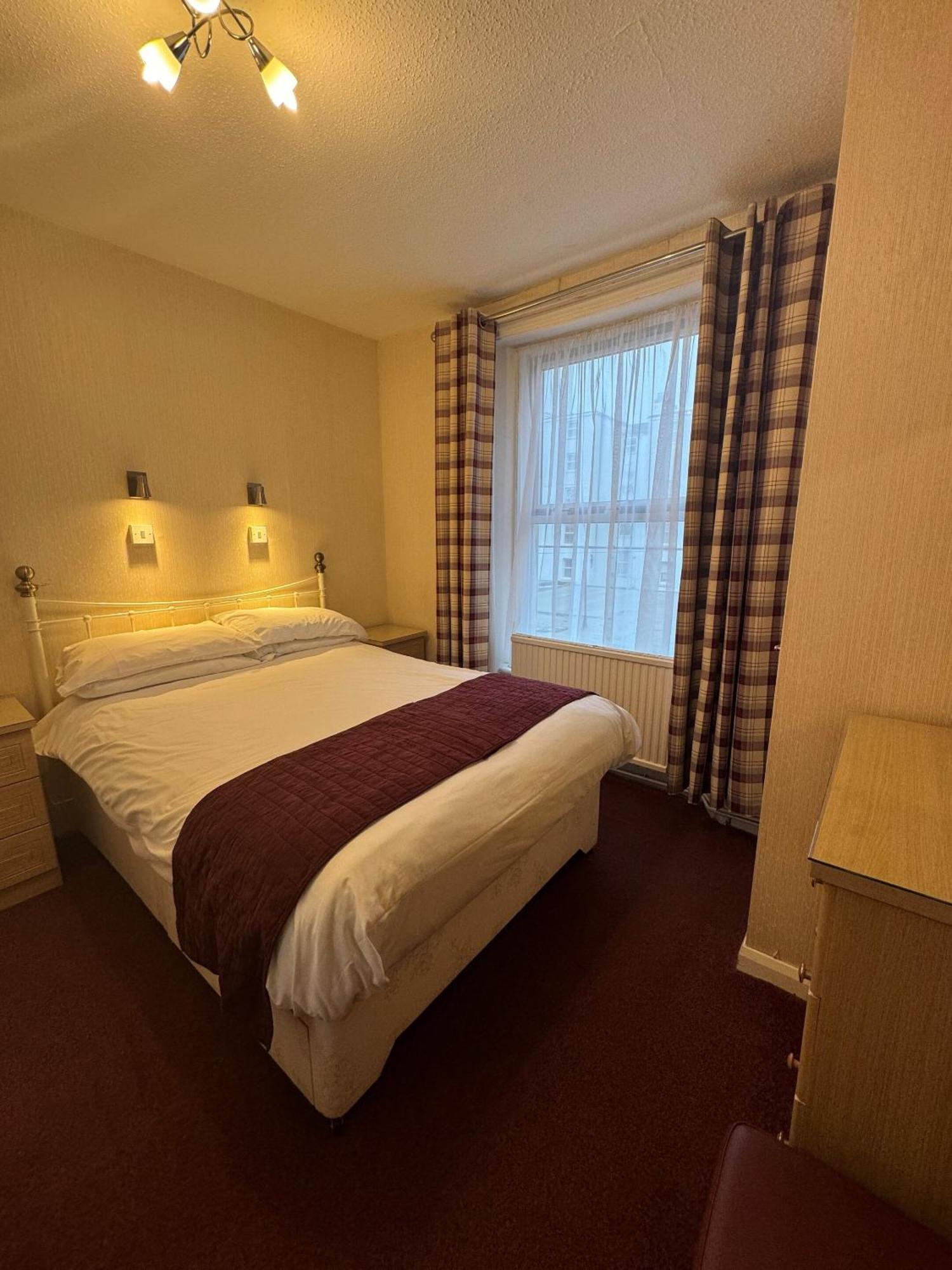 Haddon Hall Hotel イーストボーン 部屋 写真