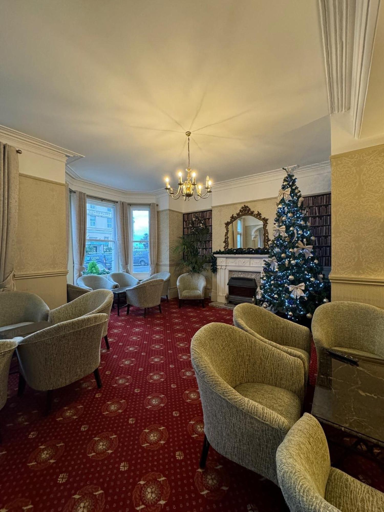 Haddon Hall Hotel イーストボーン エクステリア 写真