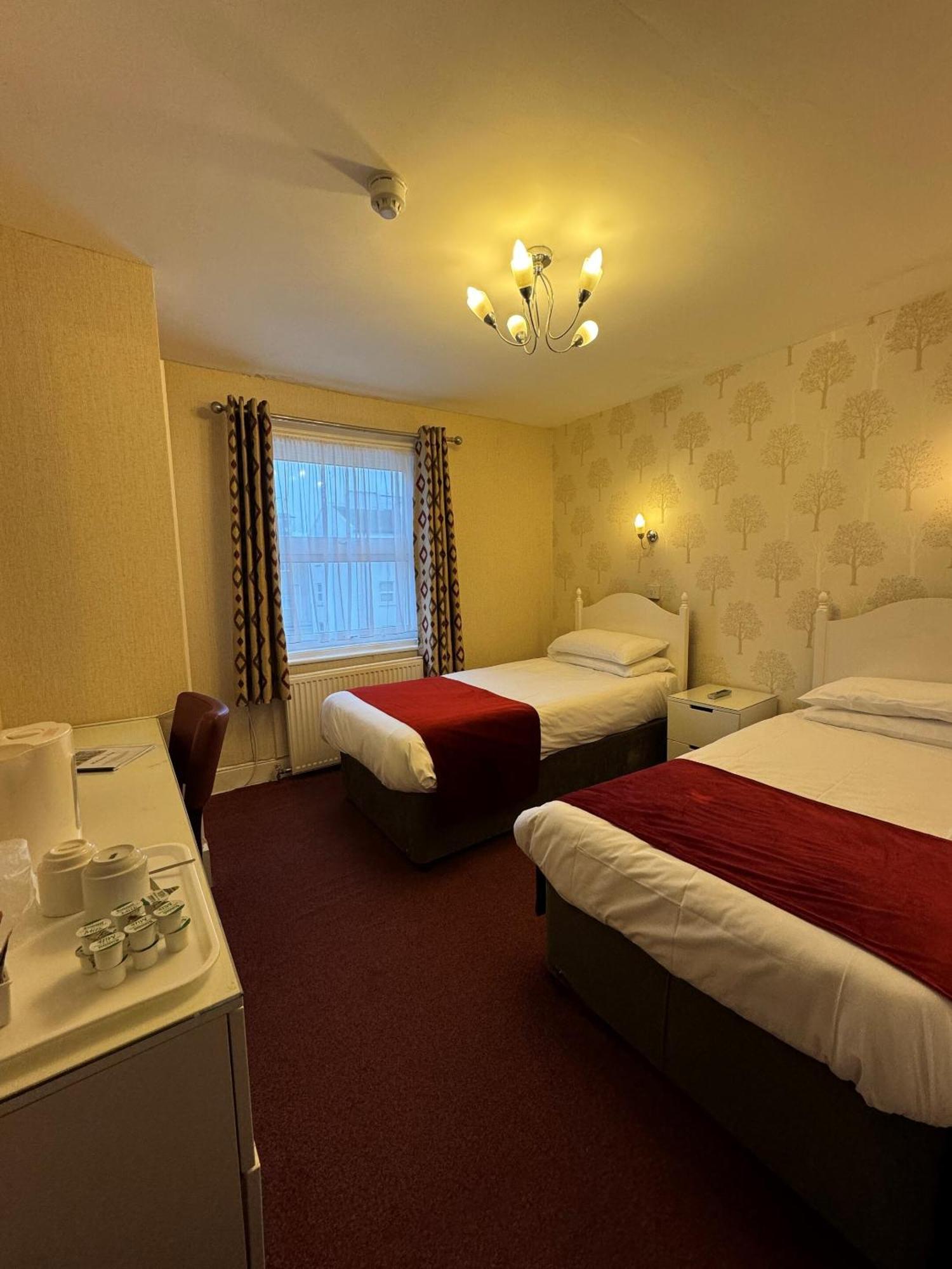 Haddon Hall Hotel イーストボーン 部屋 写真