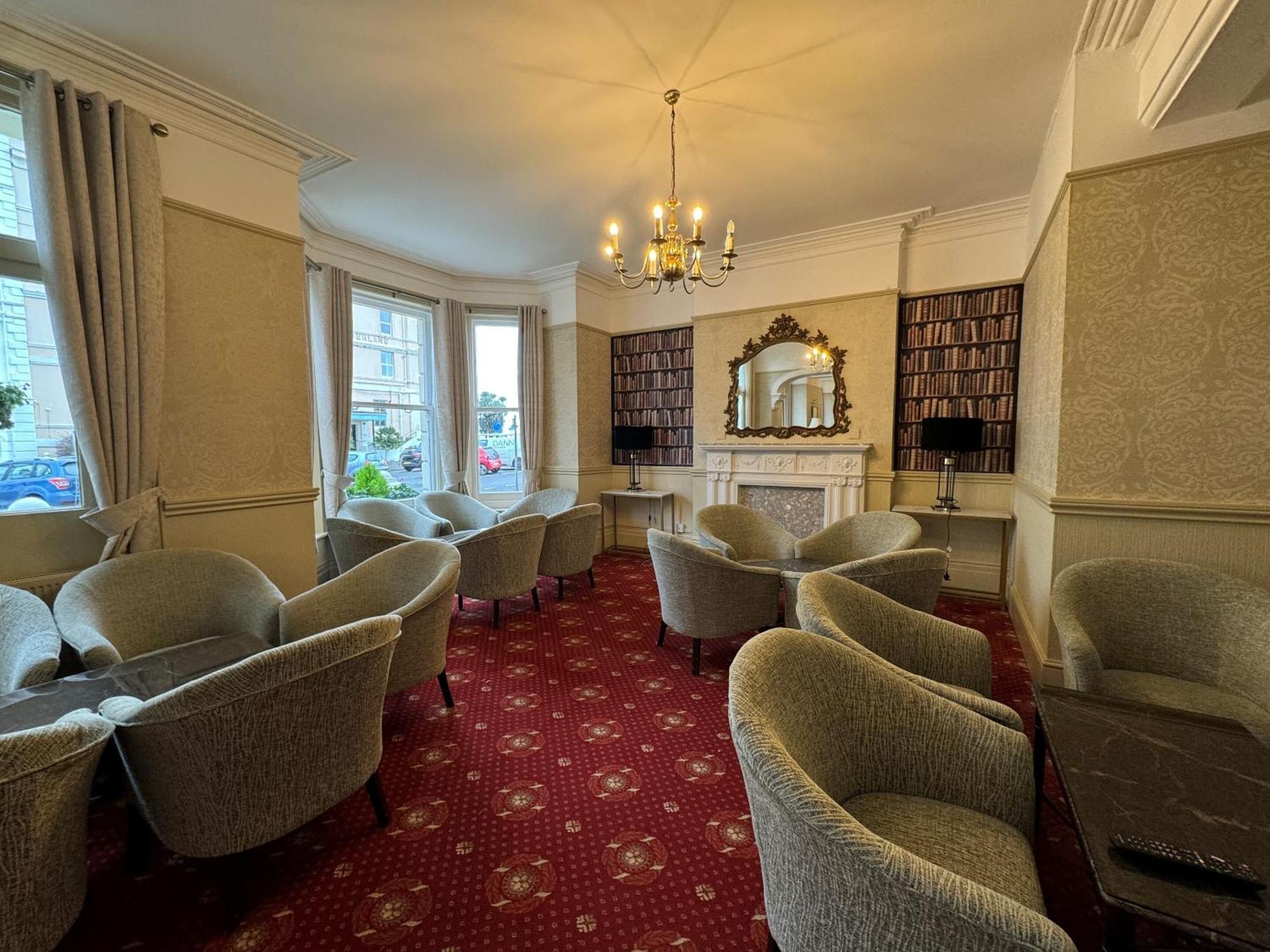 Haddon Hall Hotel イーストボーン エクステリア 写真