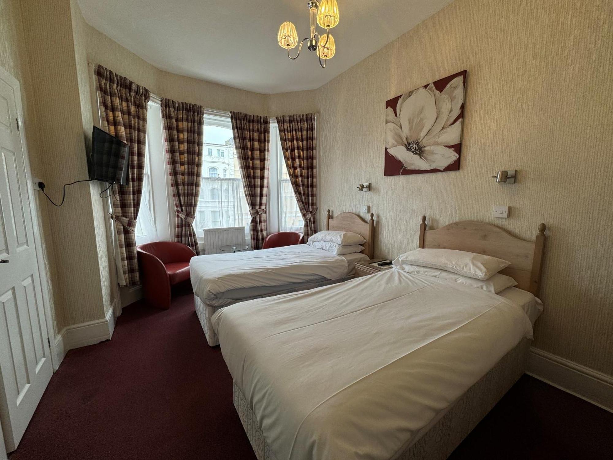 Haddon Hall Hotel イーストボーン 部屋 写真