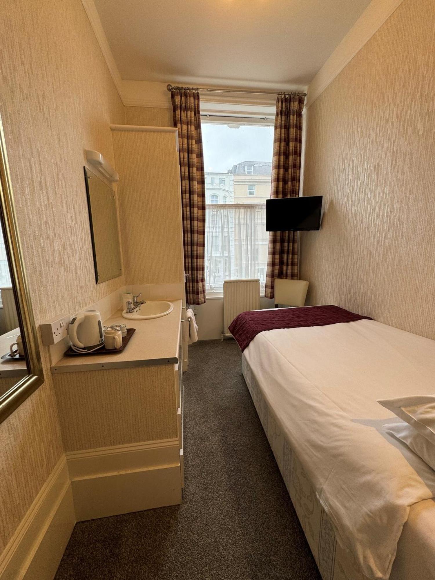 Haddon Hall Hotel イーストボーン 部屋 写真